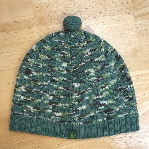 Knitted Hat EASTERN MOUNTAIN SPORTS  NWT - Picture 5 of 5